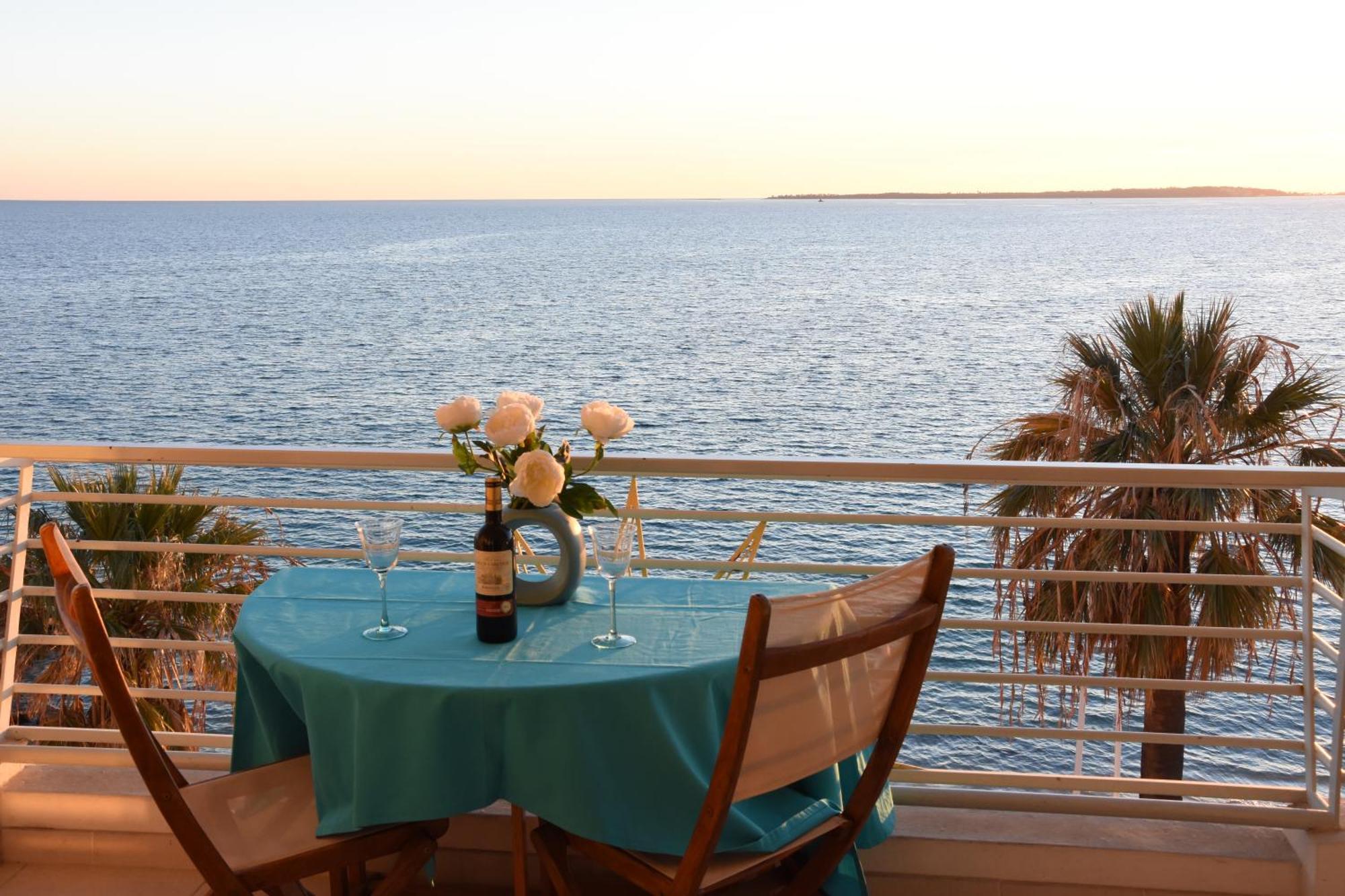 Residence Le Soleil 주앙레핑 외부 사진